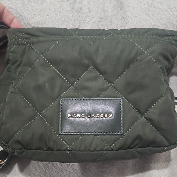 Marc Jacobs Olive Quilted Crossbody Bag - Picture 10 of 10
